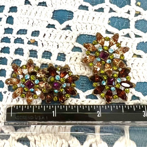 Heidi Daus “Whimsical Floral” EARLY Vintage flower clip earrings in Original box - Picture 9 of 12